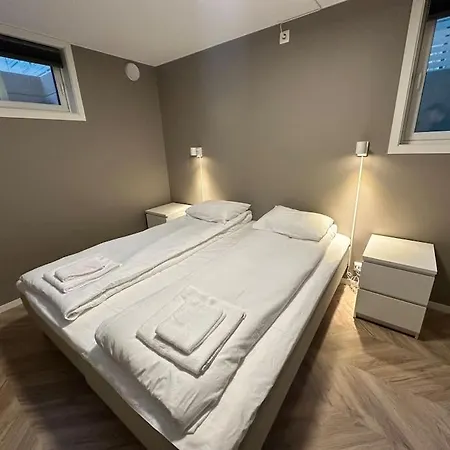 Modern 106 *