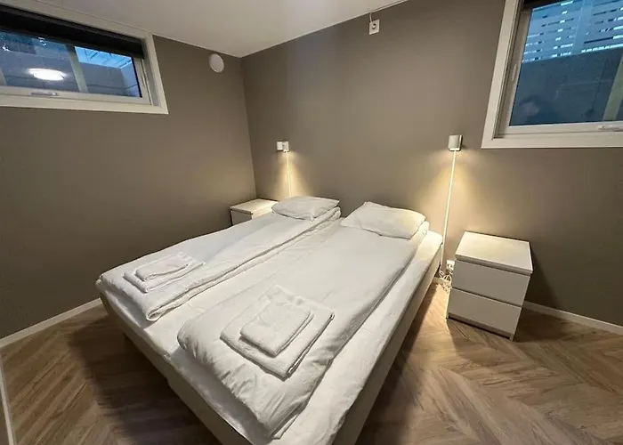 Modern 106 *